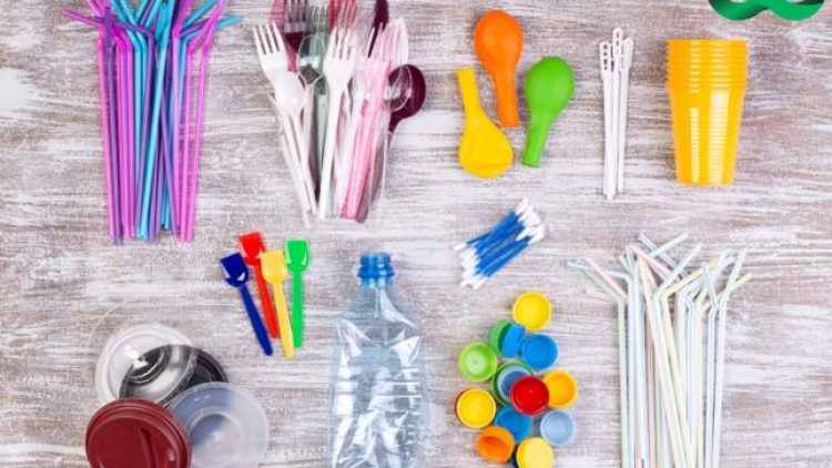 Primii 10 pași către o viață fără plastic